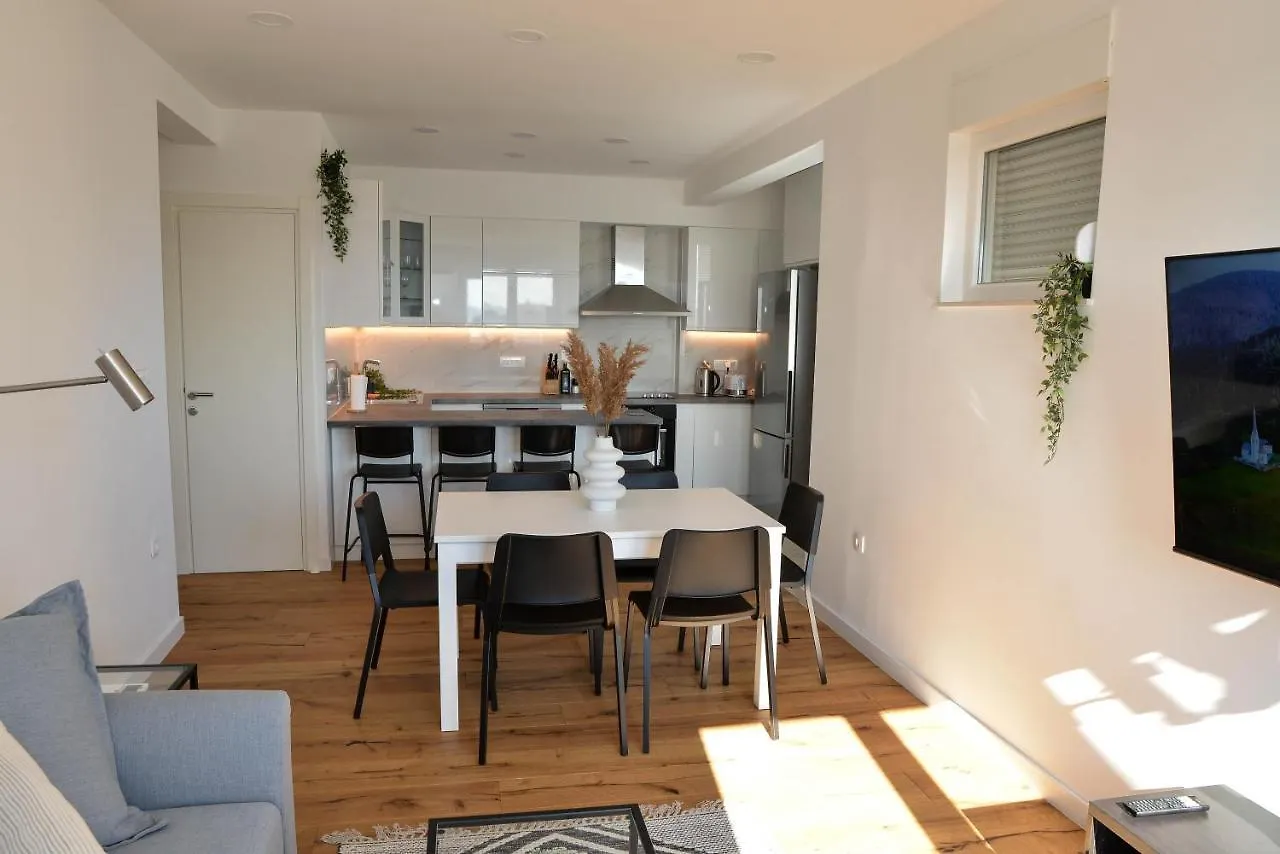 Buracom Trendy Zadar City Condo Apartment